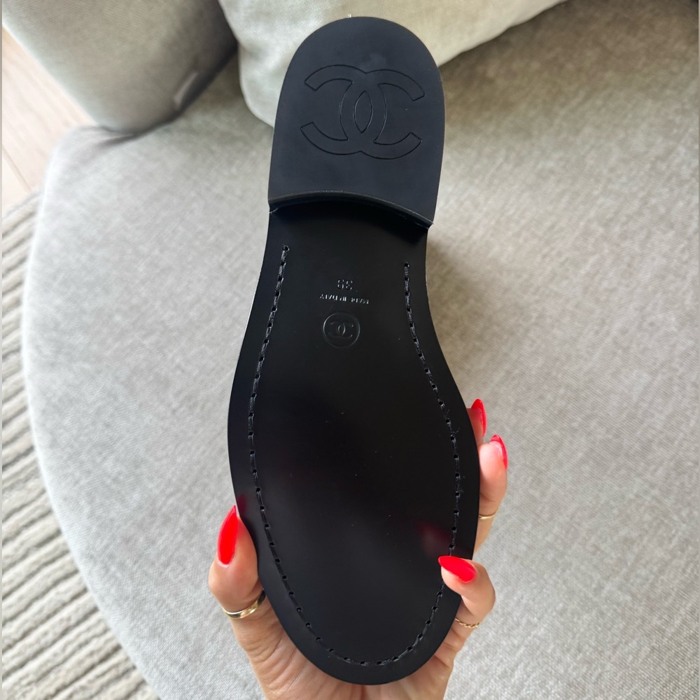 CHANEL Loafers *BRAND NEW* size 39 - Picture 5 of 6